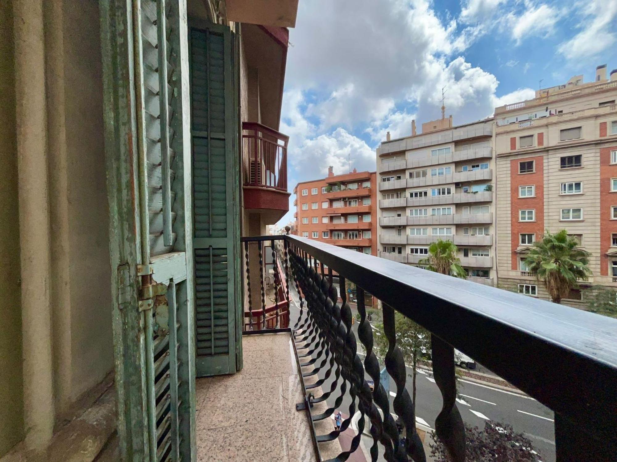 Barcelonaforrent Urban Town Suites Exteriör bild