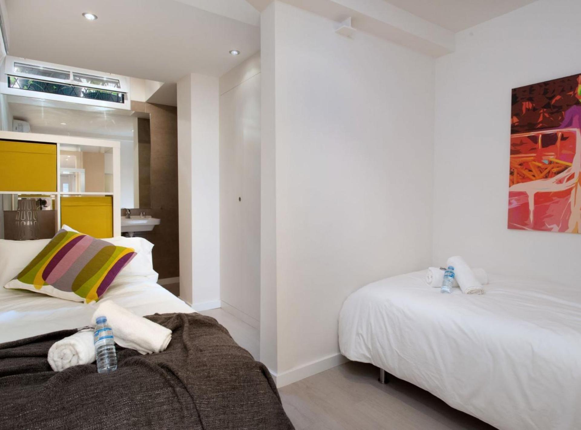 Barcelonaforrent Urban Town Suites Exteriör bild